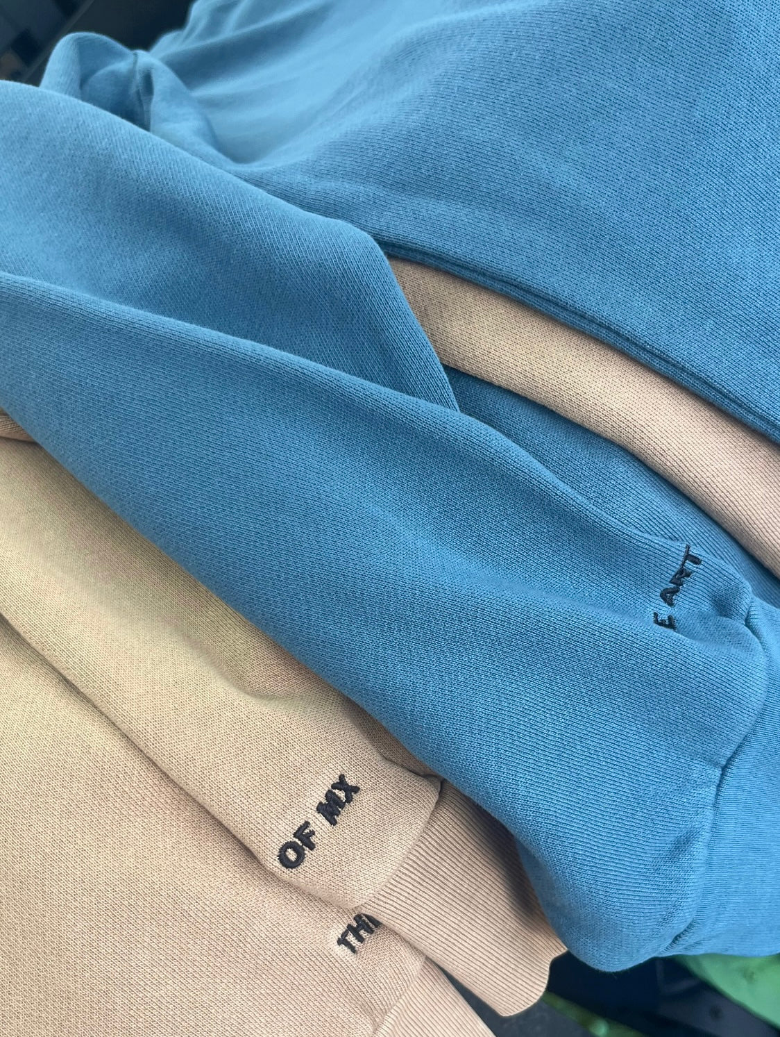 SERIOUS STUDIO HIGH FASHION HOODIE - LAKE BLUE